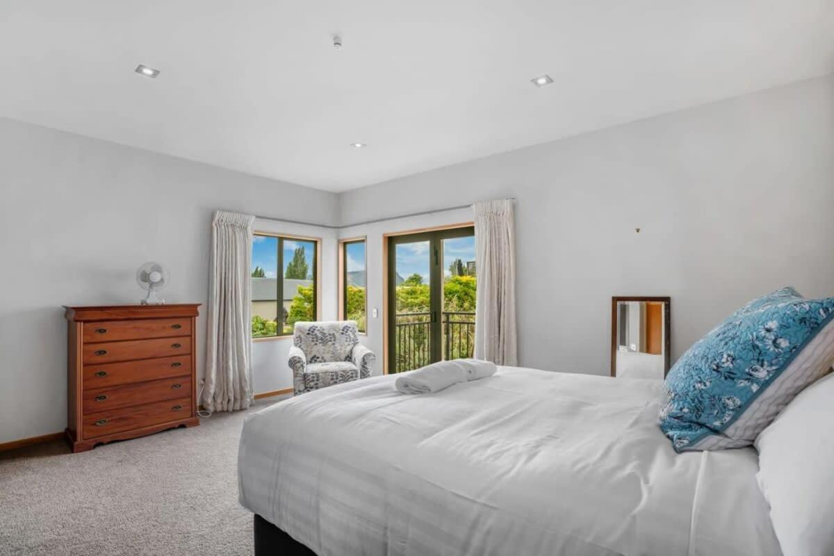 Lake View Villa Wanaka Luaran gambar